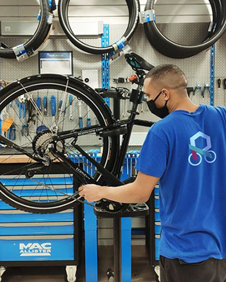 DARTY Repair and run Nation - Vente et réparation de vélos et cycles - Paris