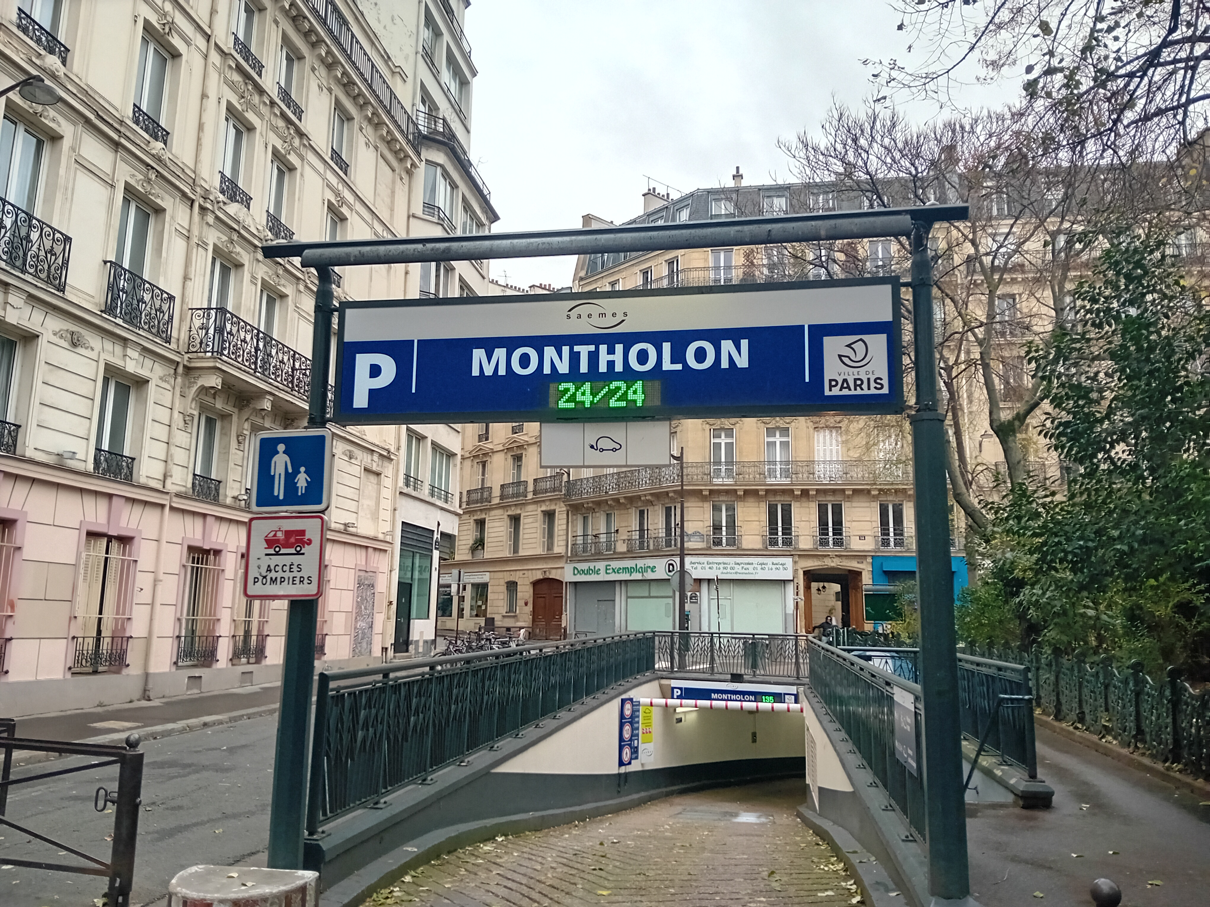 Parking Saemes Montholon - Parking - Paris